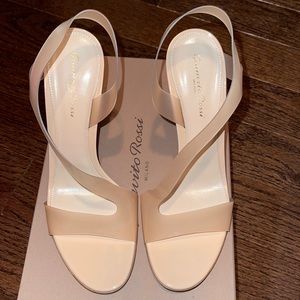 Gianvito Rossi Metropolis Glass Nude Size 40 heals